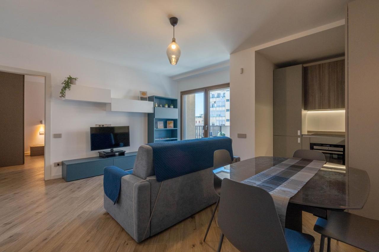Aurealiving - Trastevere Suite With Rooftop & Gym, Your Place In Rome Exterior photo