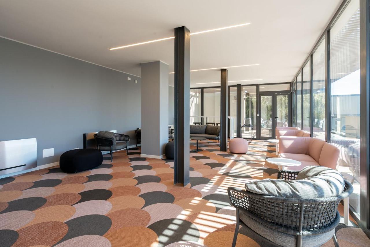 Aurealiving - Trastevere Suite With Rooftop & Gym, Your Place In Rome Exterior photo