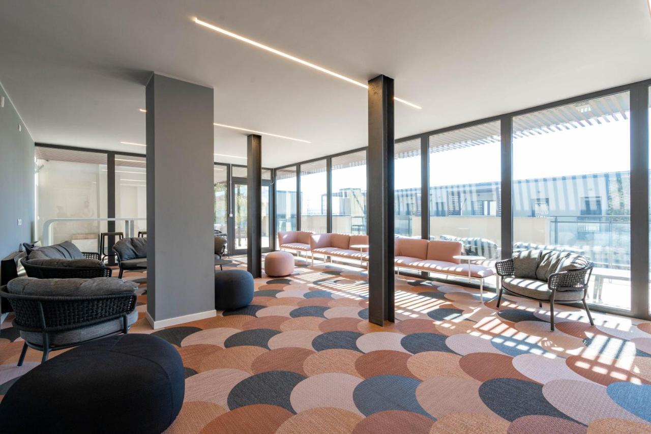 Aurealiving - Trastevere Suite With Rooftop & Gym, Your Place In Rome Exterior photo