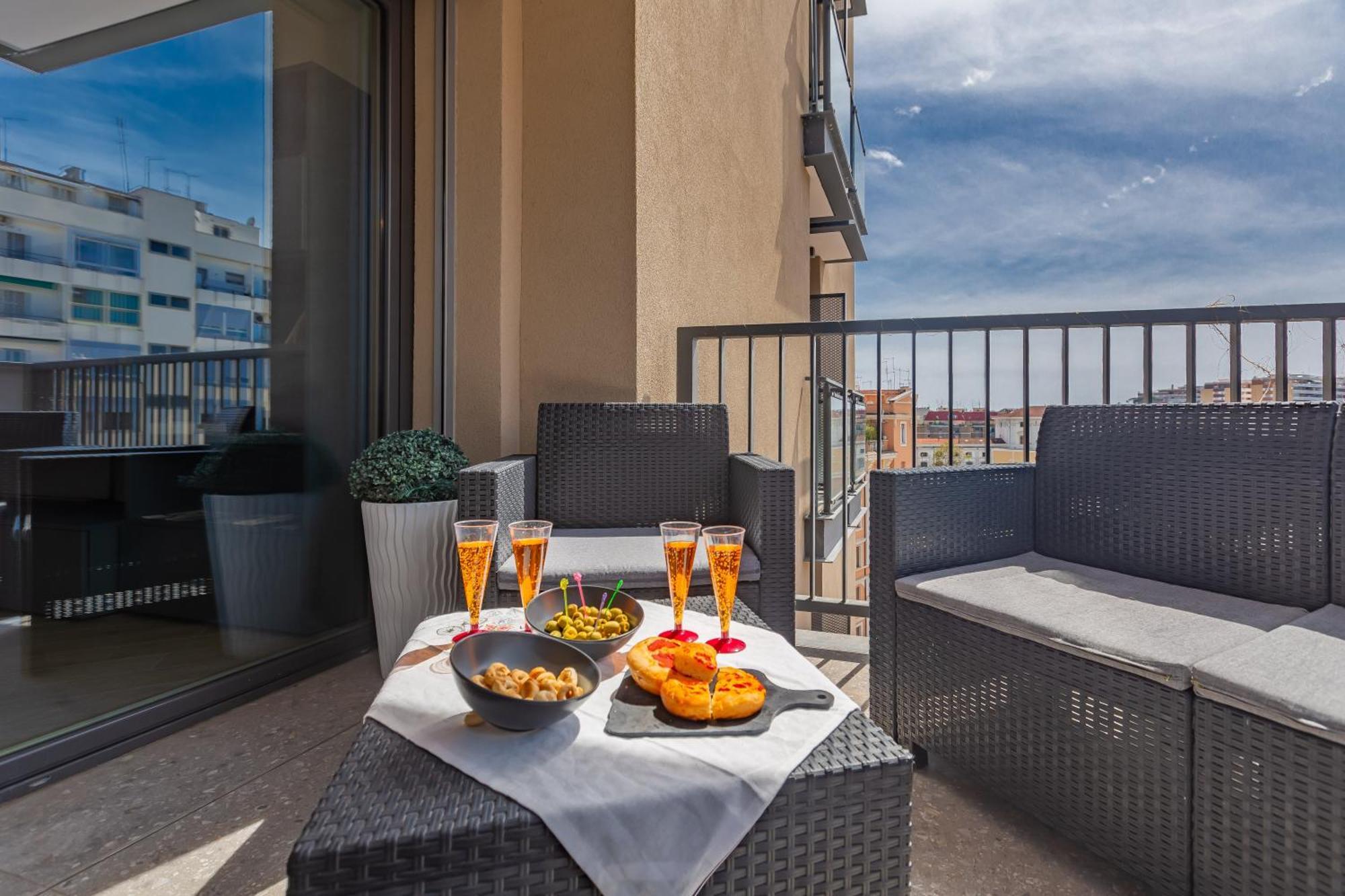 Aurealiving - Trastevere Suite With Rooftop & Gym, Your Place In Rome Exterior photo